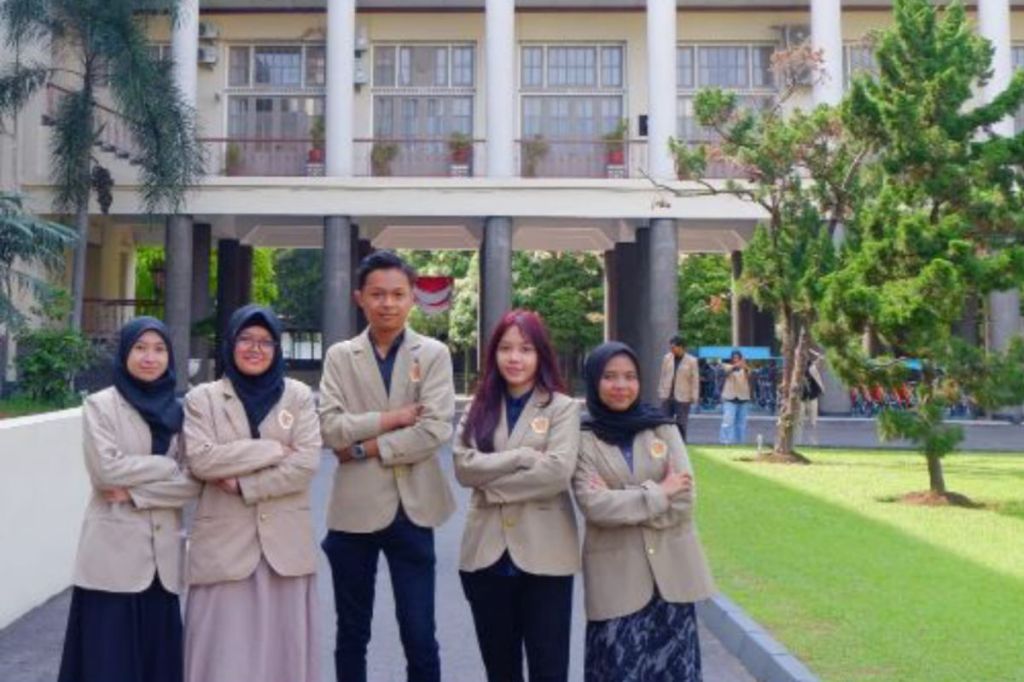 Mahasiswa UGM mengembangkan piring pemorsian makanan cegah&nbsp;PTM