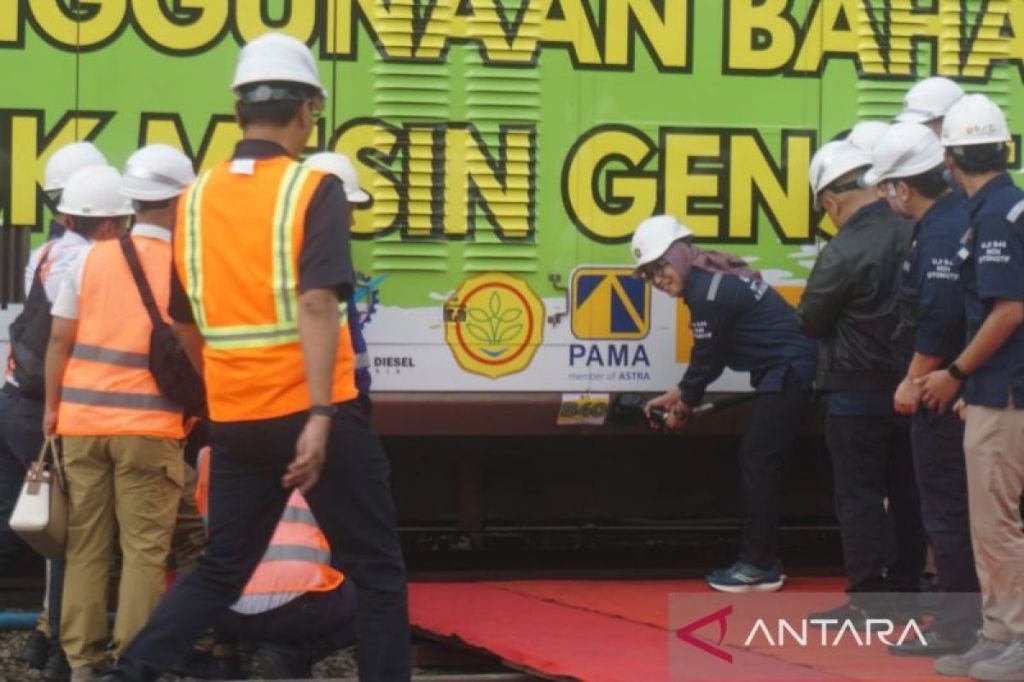 Kementerian ESDM lakukan uji coba perdana biodiesel B40 untuk kereta&nbsp;api