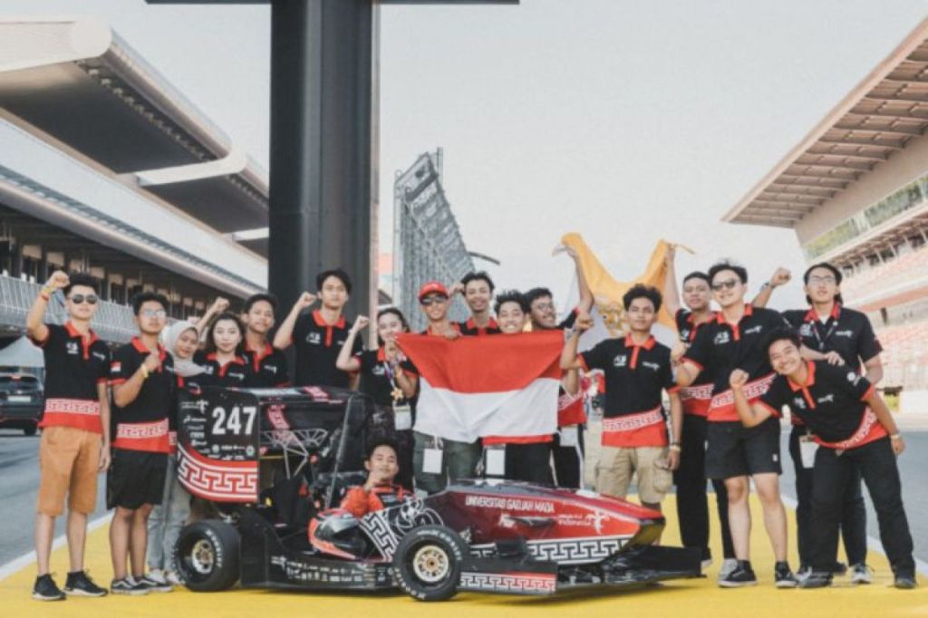 Tim Bimasakti UGM memborong penghargaan di Formula Student Spain&nbsp;2024